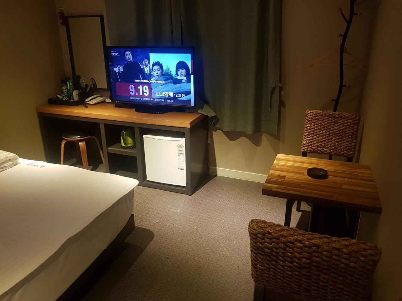 Sunshine Motel ปูซาน ภายนอก รูปภาพ